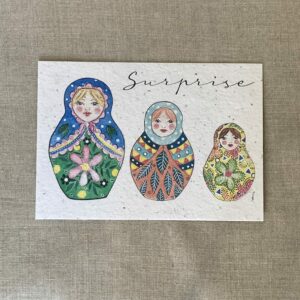 Carte a plantée colorée illustrée à l'aquarelle de 3 poupées russes